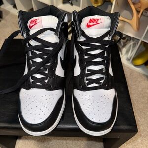 Nike Black and White Classic Sneakers